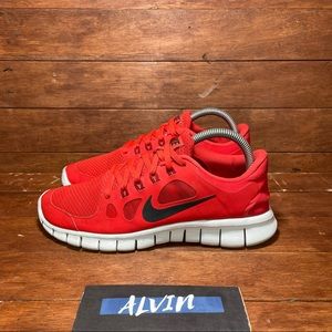 Nike free 5.0 red running shoe, boys sz 7Y womens 8.5